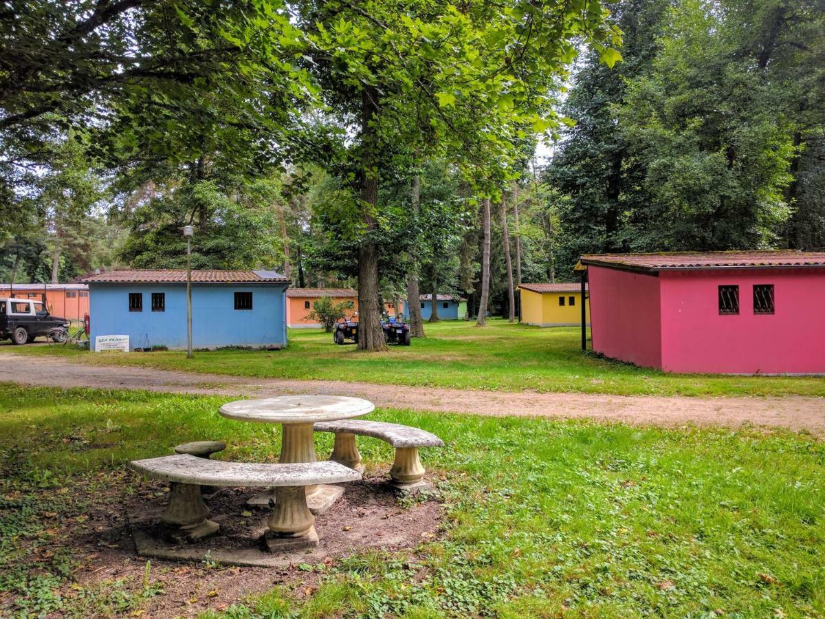 Отель Les Plans Saint-Clement  Экстерьер фото